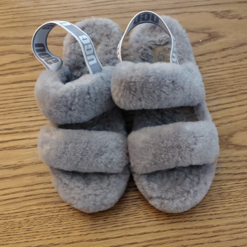 UGG Women's Light Gray Shearling Dual-Strap Slide Sandals